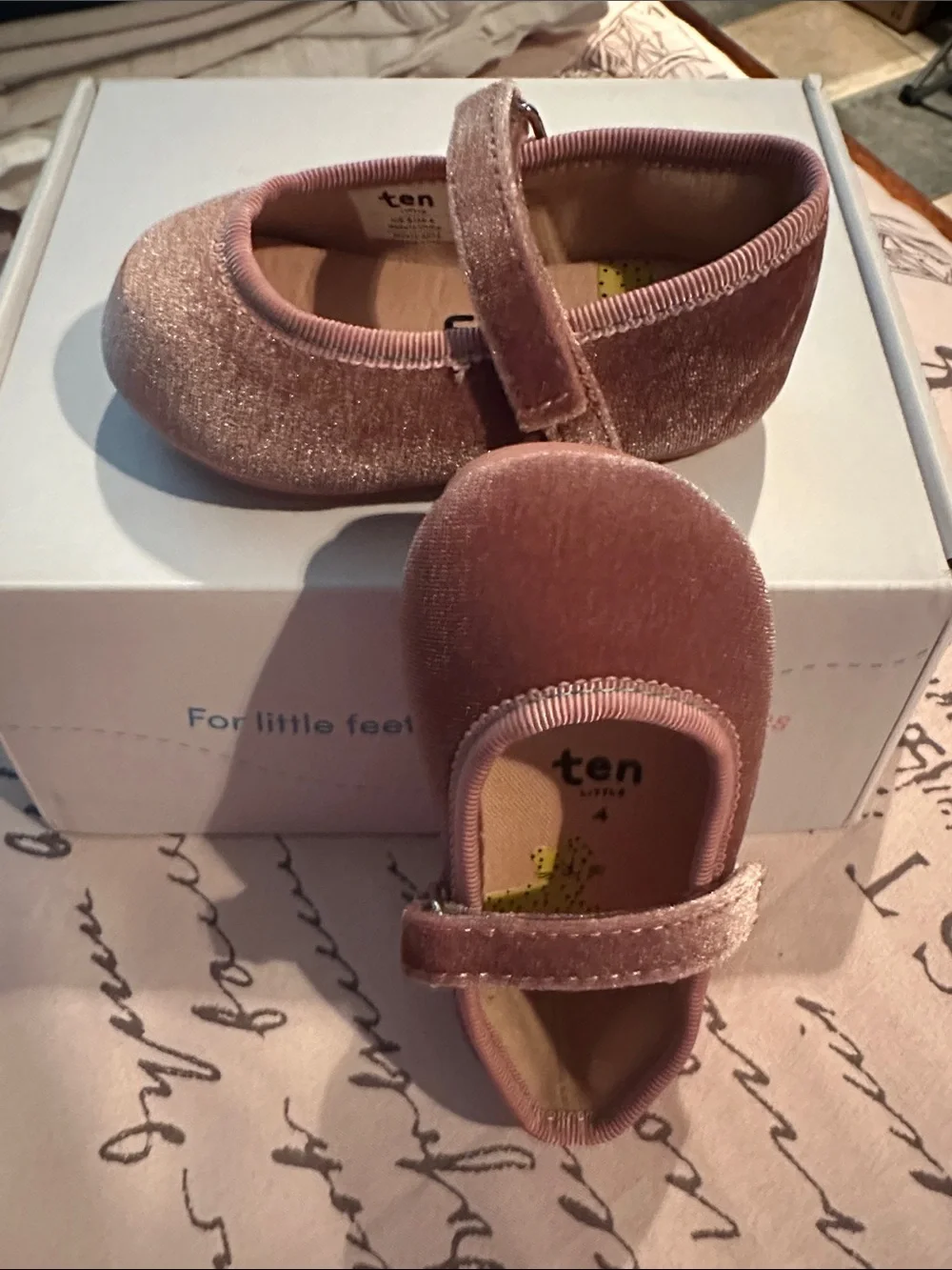 Ten Little Velvet Ballet Flats in Dusty Rose size 4(baby girl)